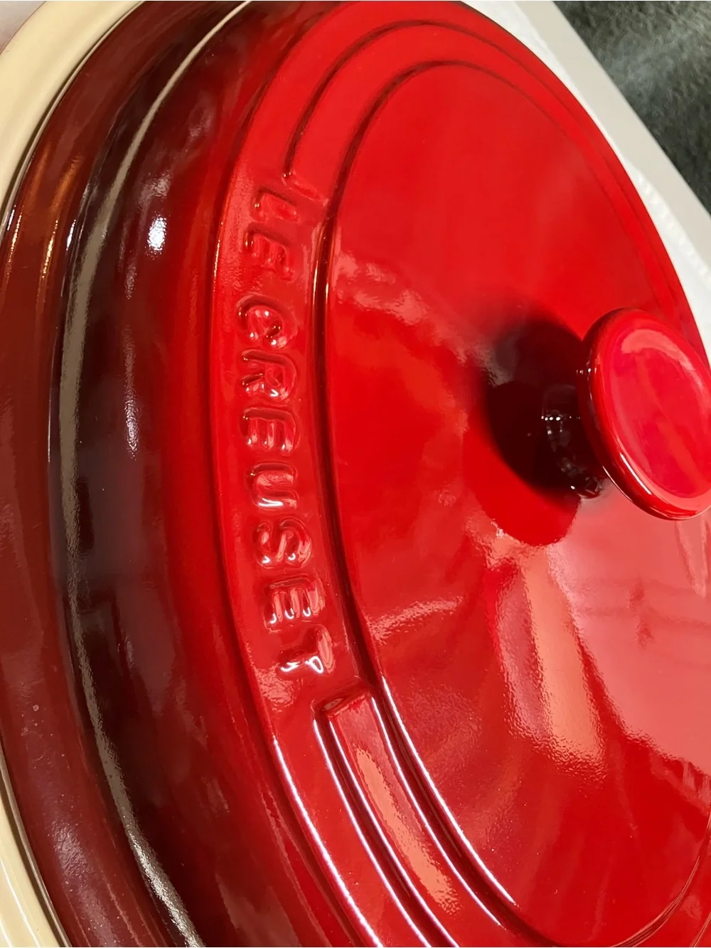 Le Creuset Stoneware Heritage Covered Oval Casserole Dish Red 17.25”
